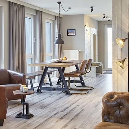 Hotel Bretterbude 3*